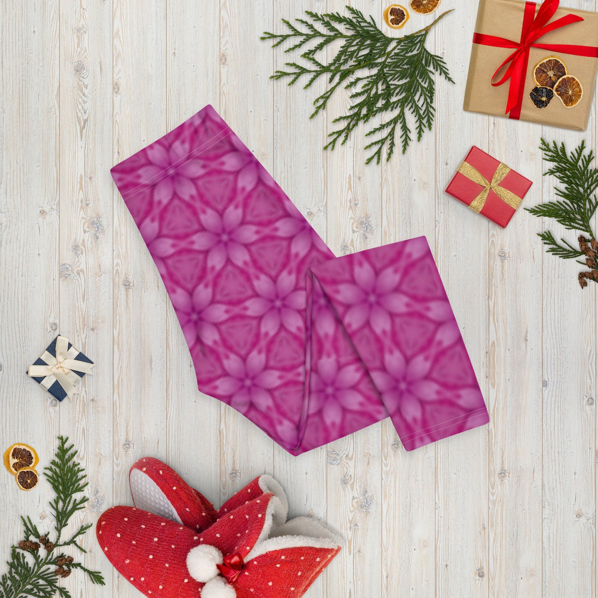 Pink Capri Leggings,  Pink Workout Leggings, Pink Yoga leggings, Womens leggings, Exercise Leggings, Workout Leggings, Fun Leggings