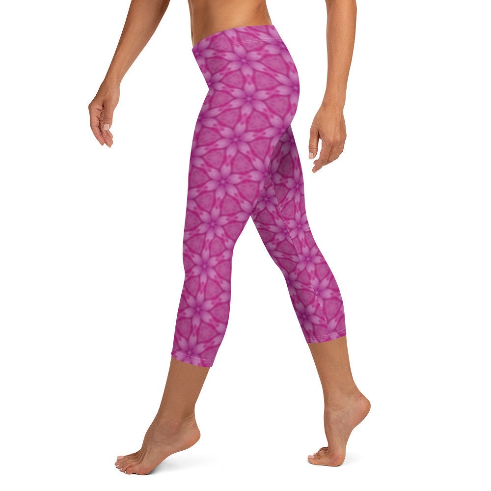 Pink Capri Leggings,  Pink Workout Leggings, Pink Yoga leggings, Womens leggings, Exercise Leggings, Workout Leggings, Fun Leggings