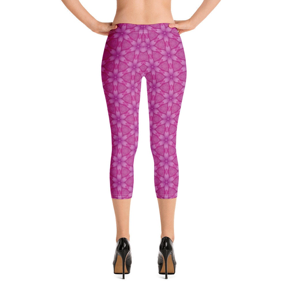 Pink Capri Leggings,  Pink Workout Leggings, Pink Yoga leggings, Womens leggings, Exercise Leggings, Workout Leggings, Fun Leggings